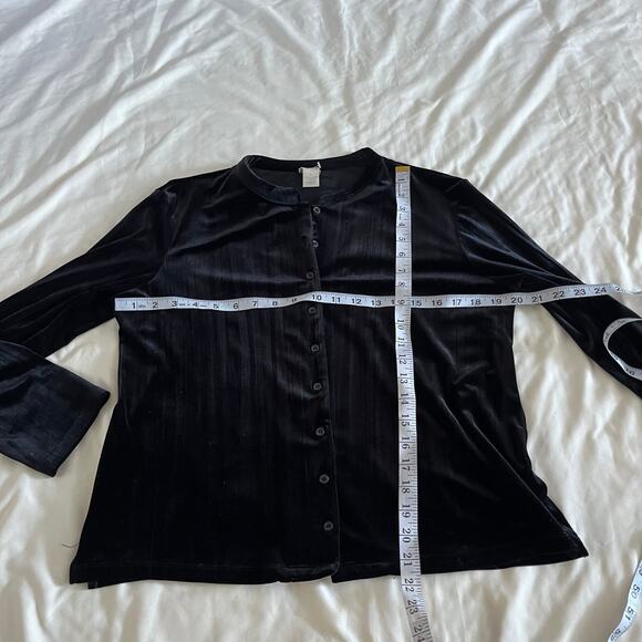 Black Velvet Velour Cardigan Wmn’s M Witchy WhimsyGoth Emo Romantic Grunge - Picture 8 of 8